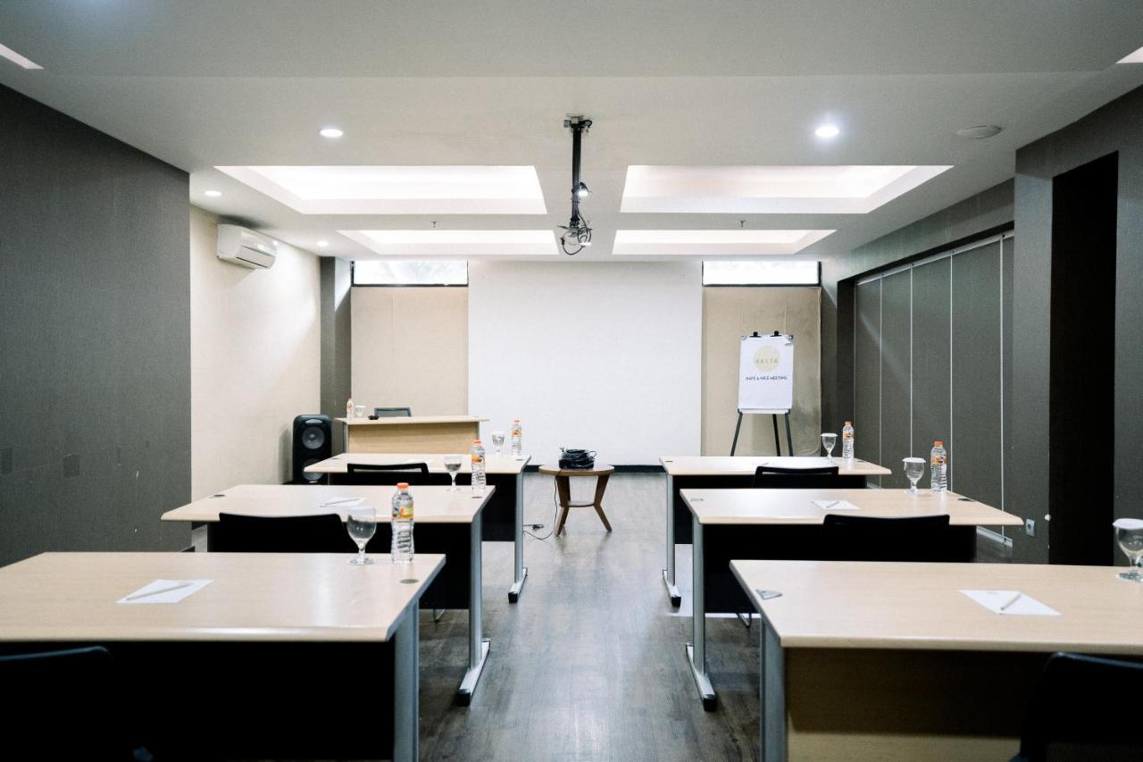 Kalya Hotel Bandung Dago Dış mekan fotoğraf