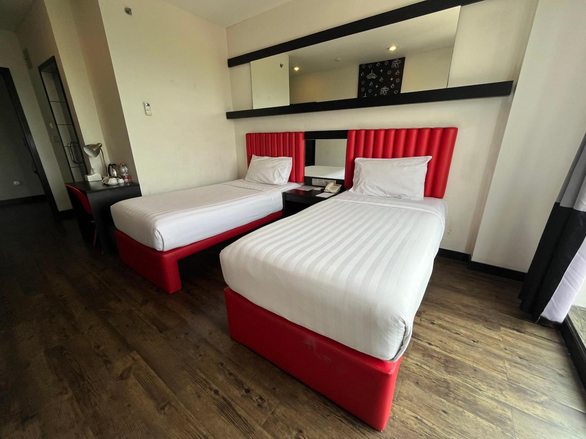 Kalya Hotel Bandung Dago Dış mekan fotoğraf